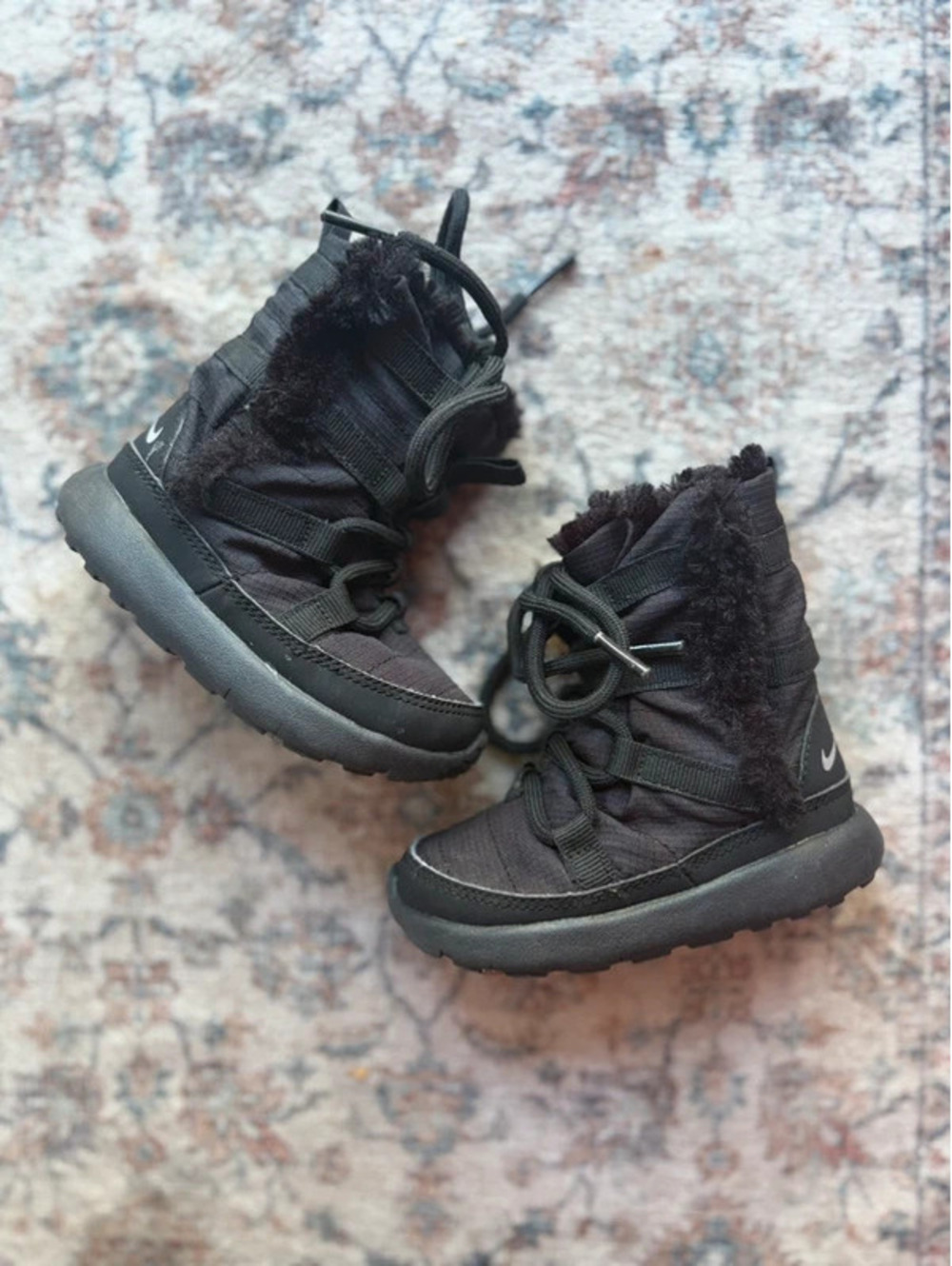 5C Black Toddler Nike Snow Boots with Faux Fur